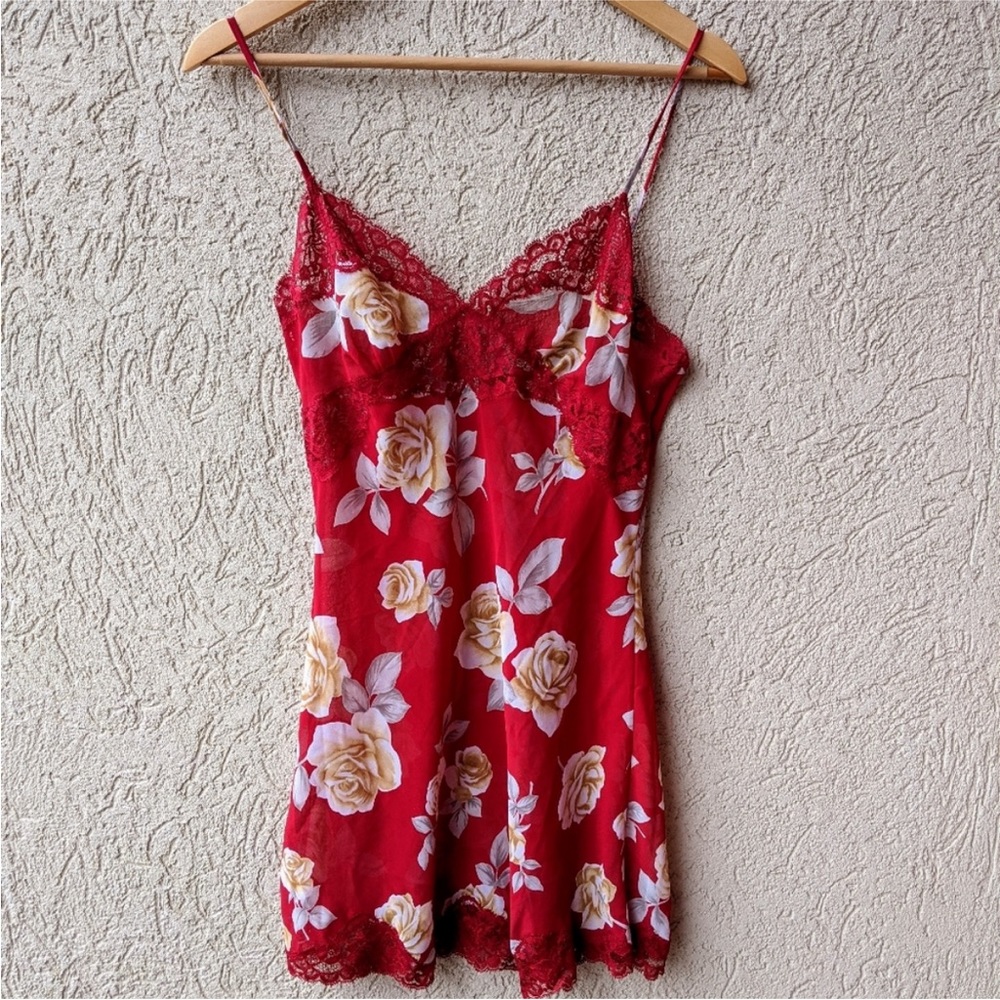 Vintage Victoria’s Secret night gown